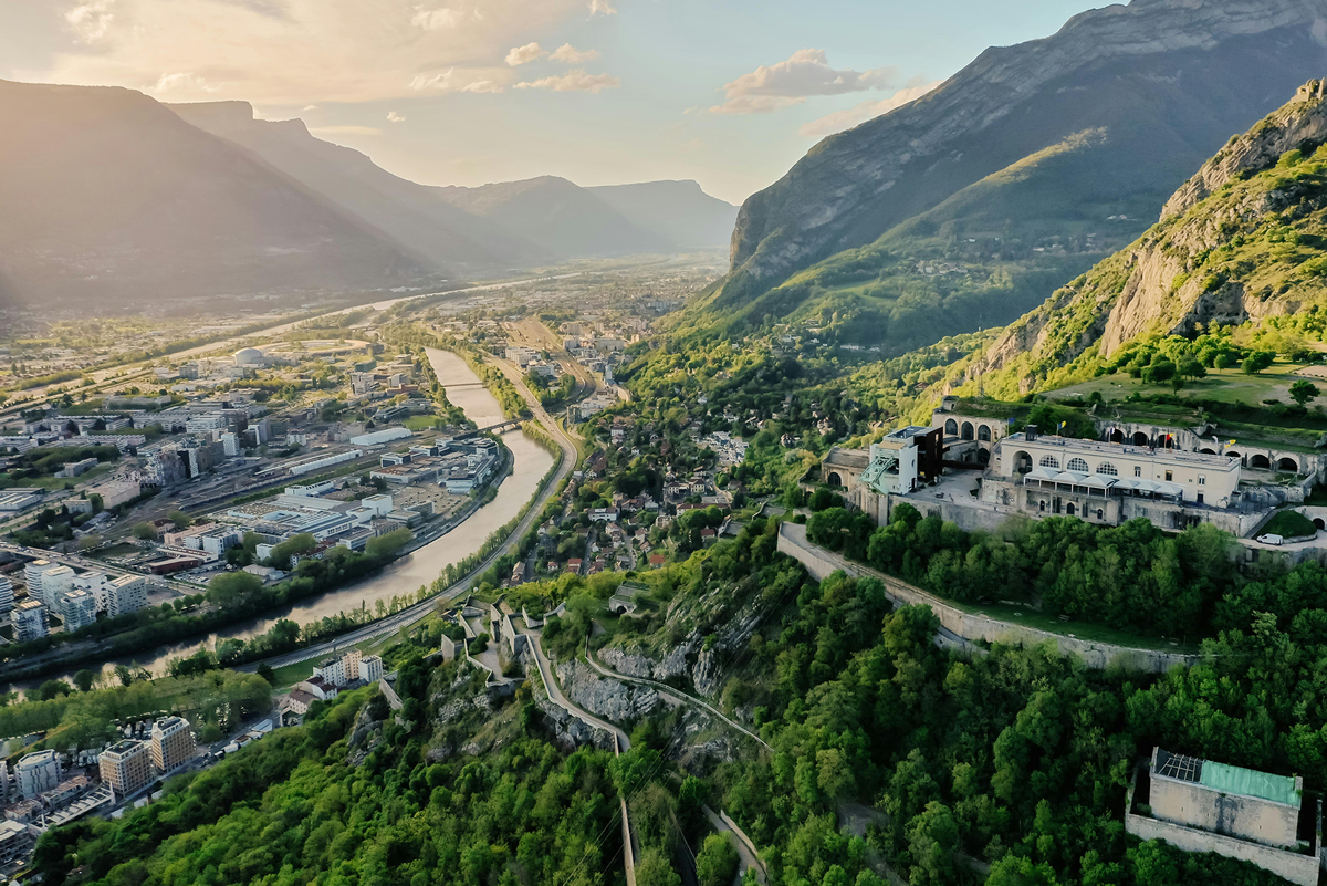 Contactez-nous, nous sommes à Grenoble - page contact